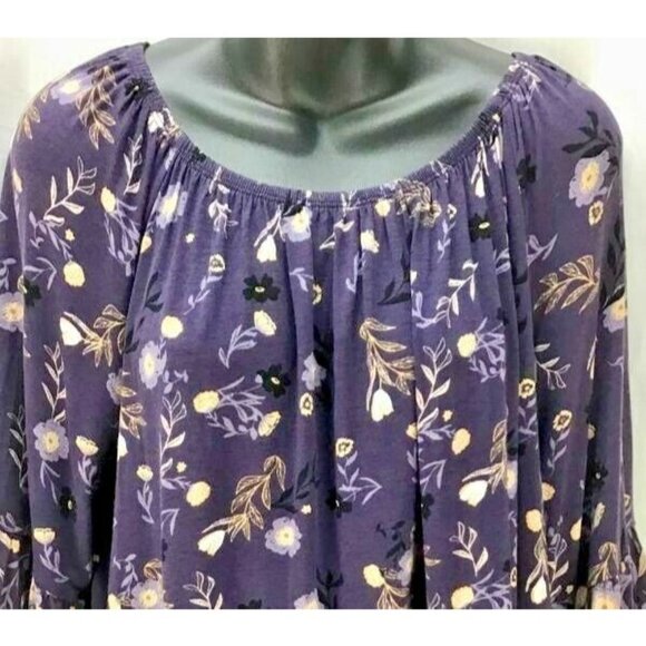 Style & Company Top Petite Large Purple Floral Sco - Picture 2 of 5